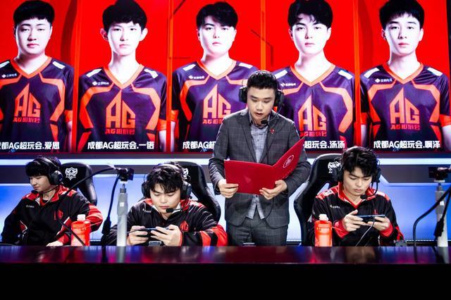南京Hero久竞遗憾掉入2021KPL秋季赛常规赛第二轮A组
