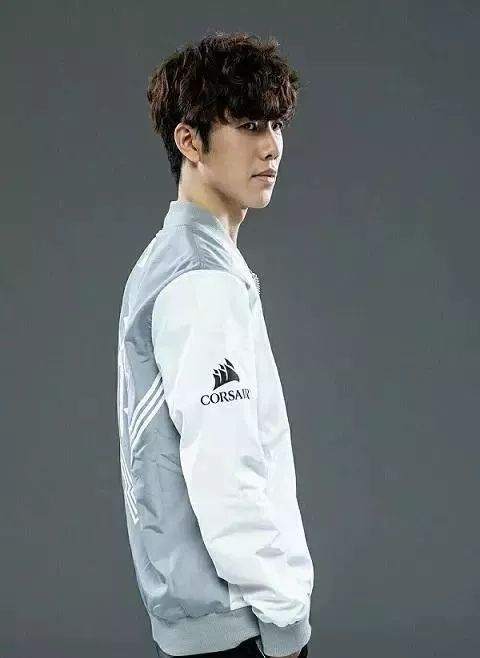 电竞比分网：英雄联盟S10 8强赛LPL内战！SN 3：1击败JDG晋级